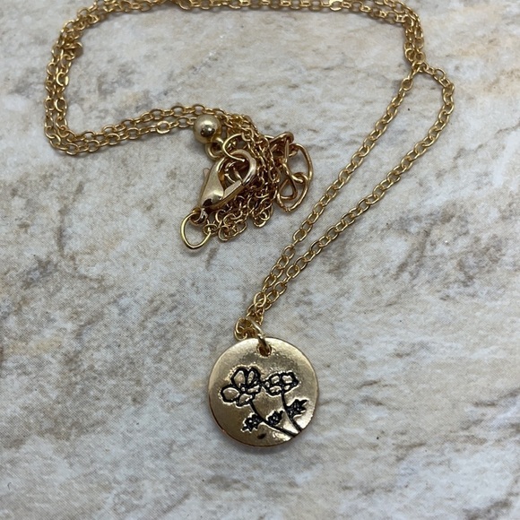 Gold Flower Minimalist Pendant Necklace - Picture 6 of 9